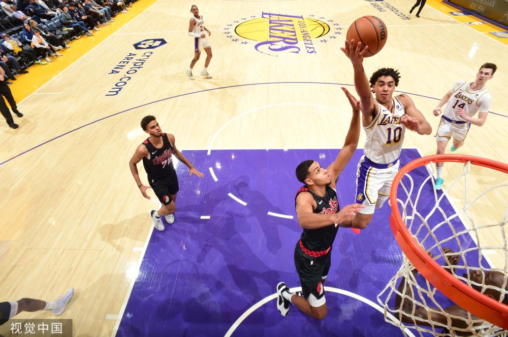 还是客场远 还是客场远