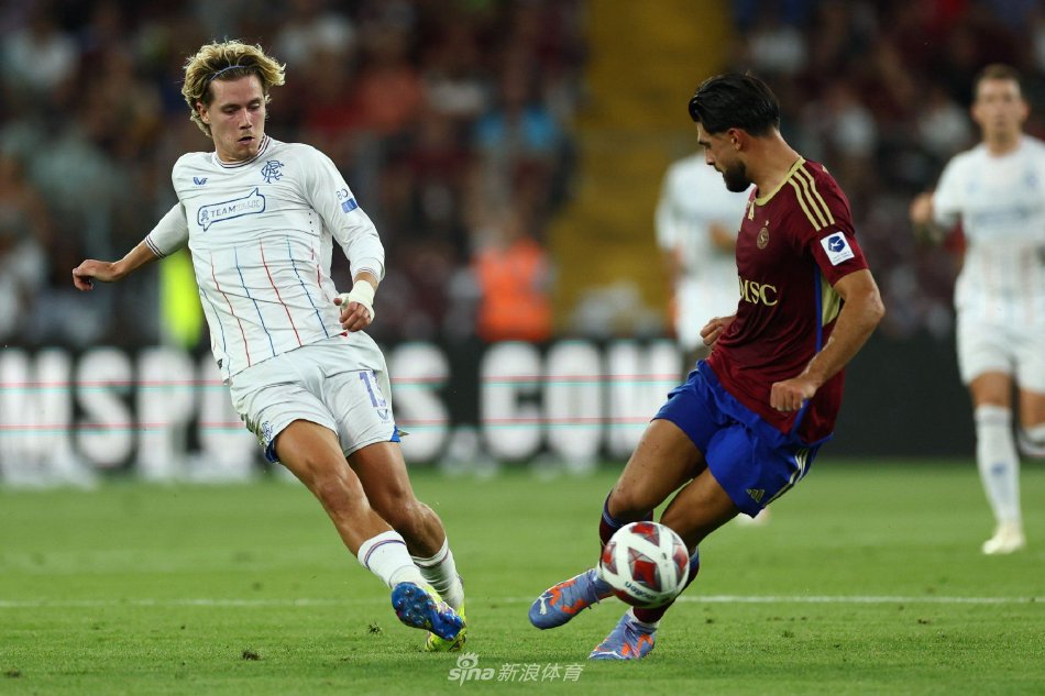 佳绩的执着 佳绩的执着