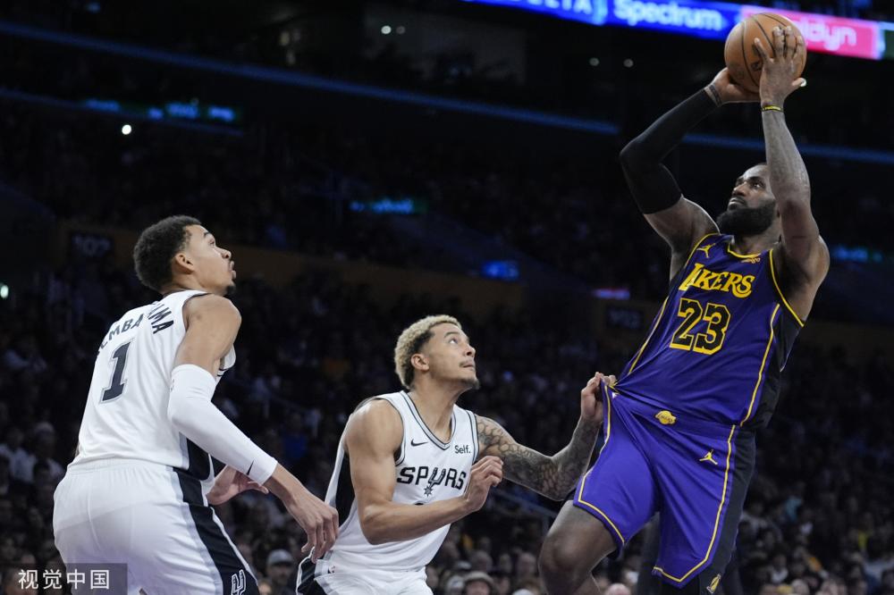 常规赛中脱 常规赛中脱