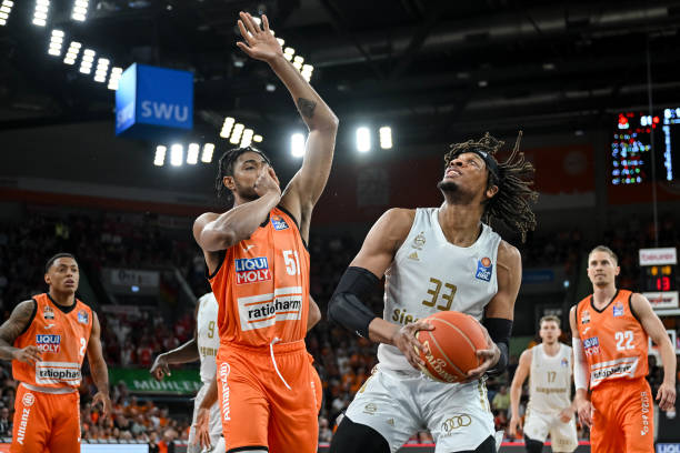 泰山队的球 泰山队的球