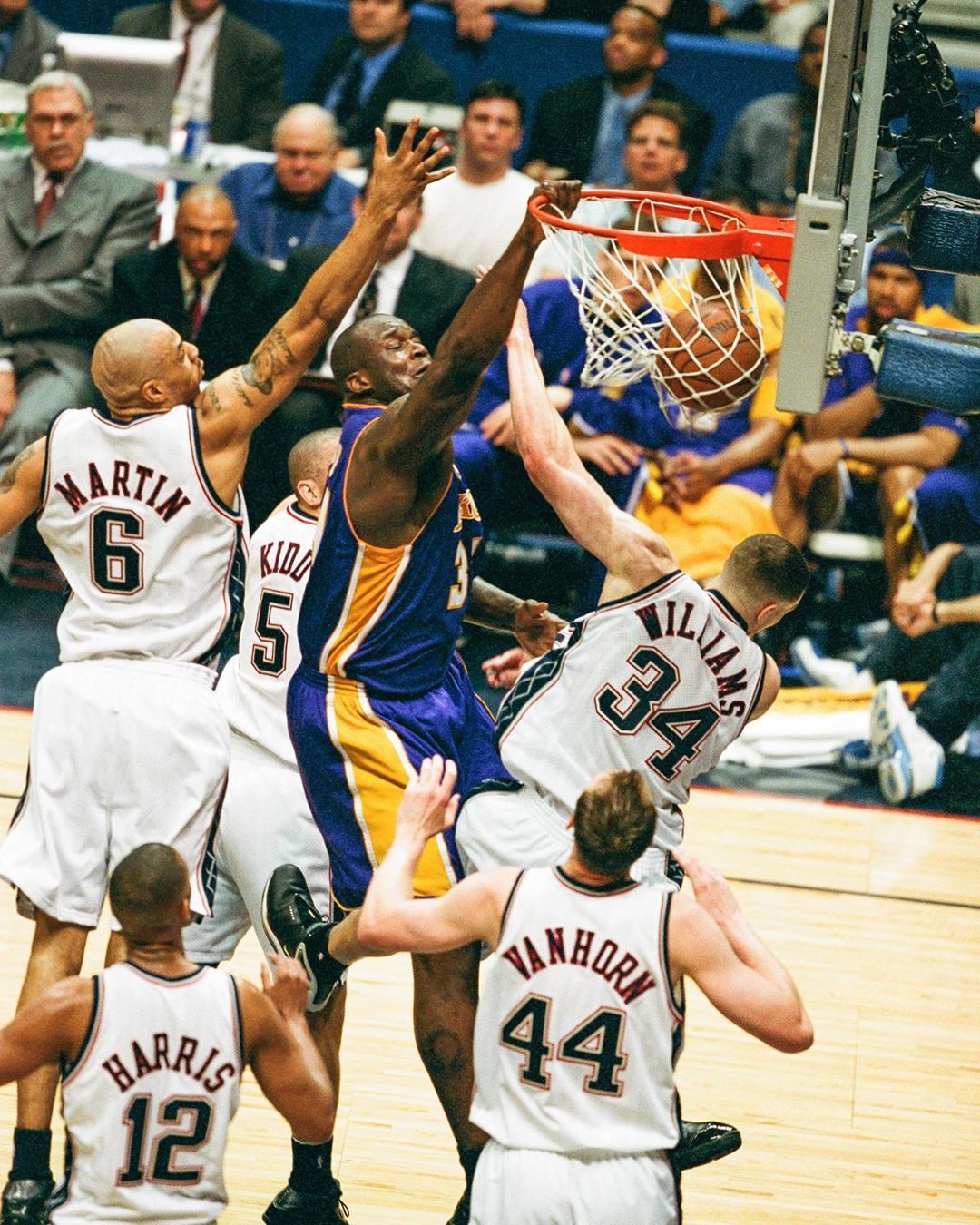 如同一记重 如同一记重